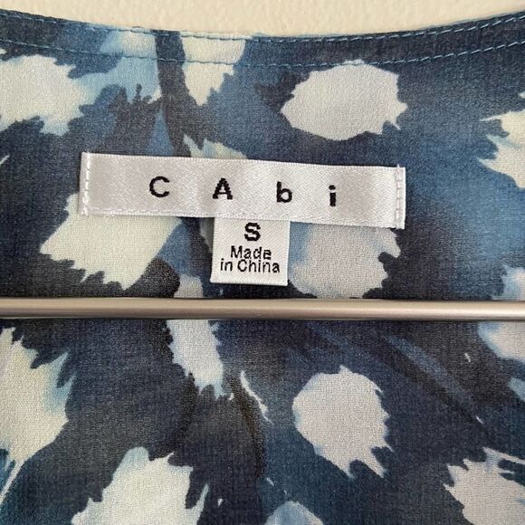 CAbi Avery Sleeveless Sheer Tunic Button Up Small - Picture 4 of 7